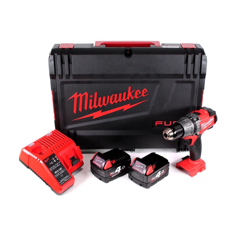 Taladro percutor inalmbrico Milwaukee M18 FPD-402C de 135 Nm en maletn de sistema HD con 2 bateras M18 B4 de 4,0 Ah y cargador M12-18C